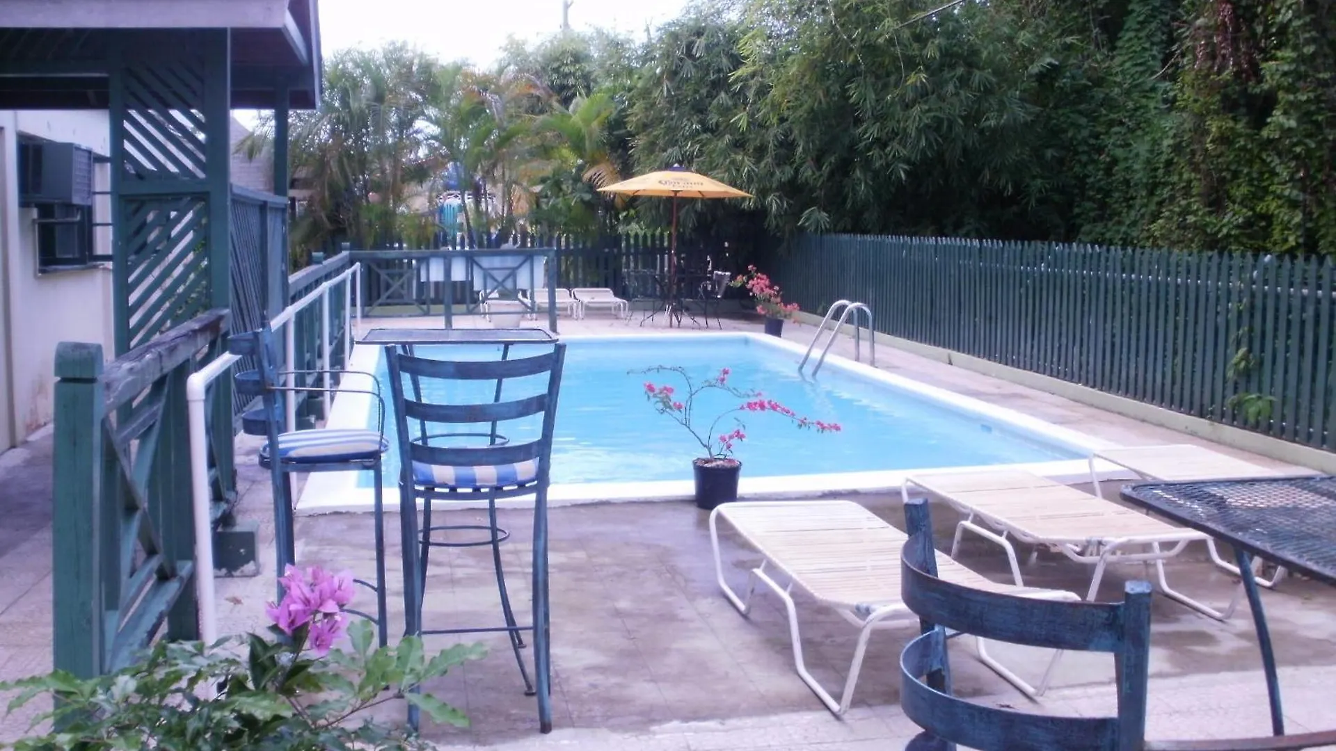 Pineapple Court Hotel Ocho Rios