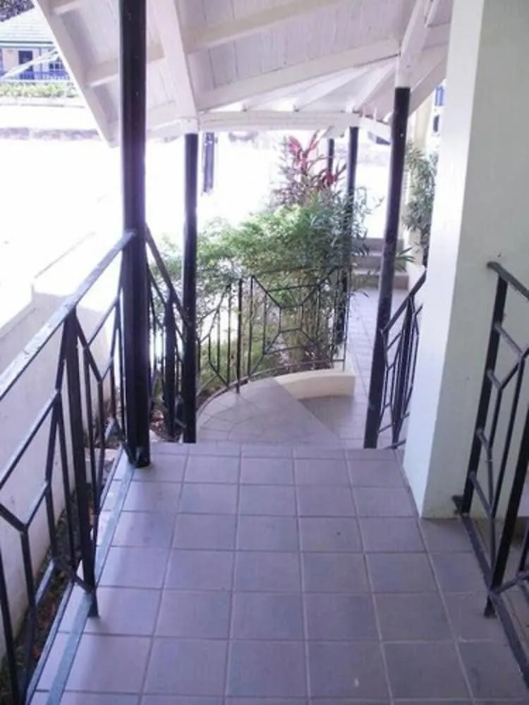 **  Pineapple Court Hotel Ocho Ríos Jamaïque