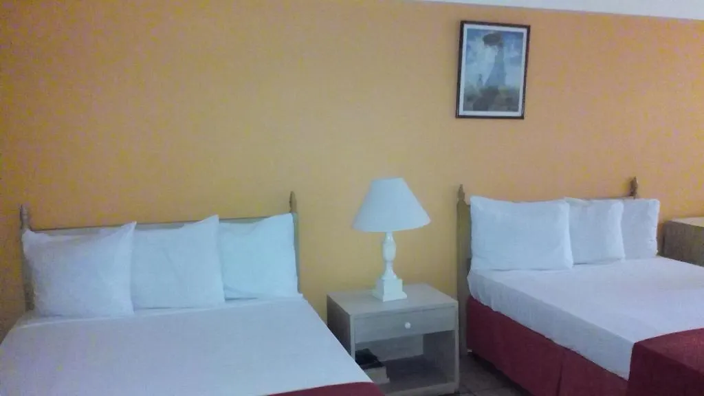 Pineapple Court Hotel Ocho Ríos Jamaïque