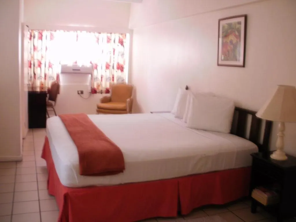 Pineapple Court Hotel Ocho Rios Jamaika