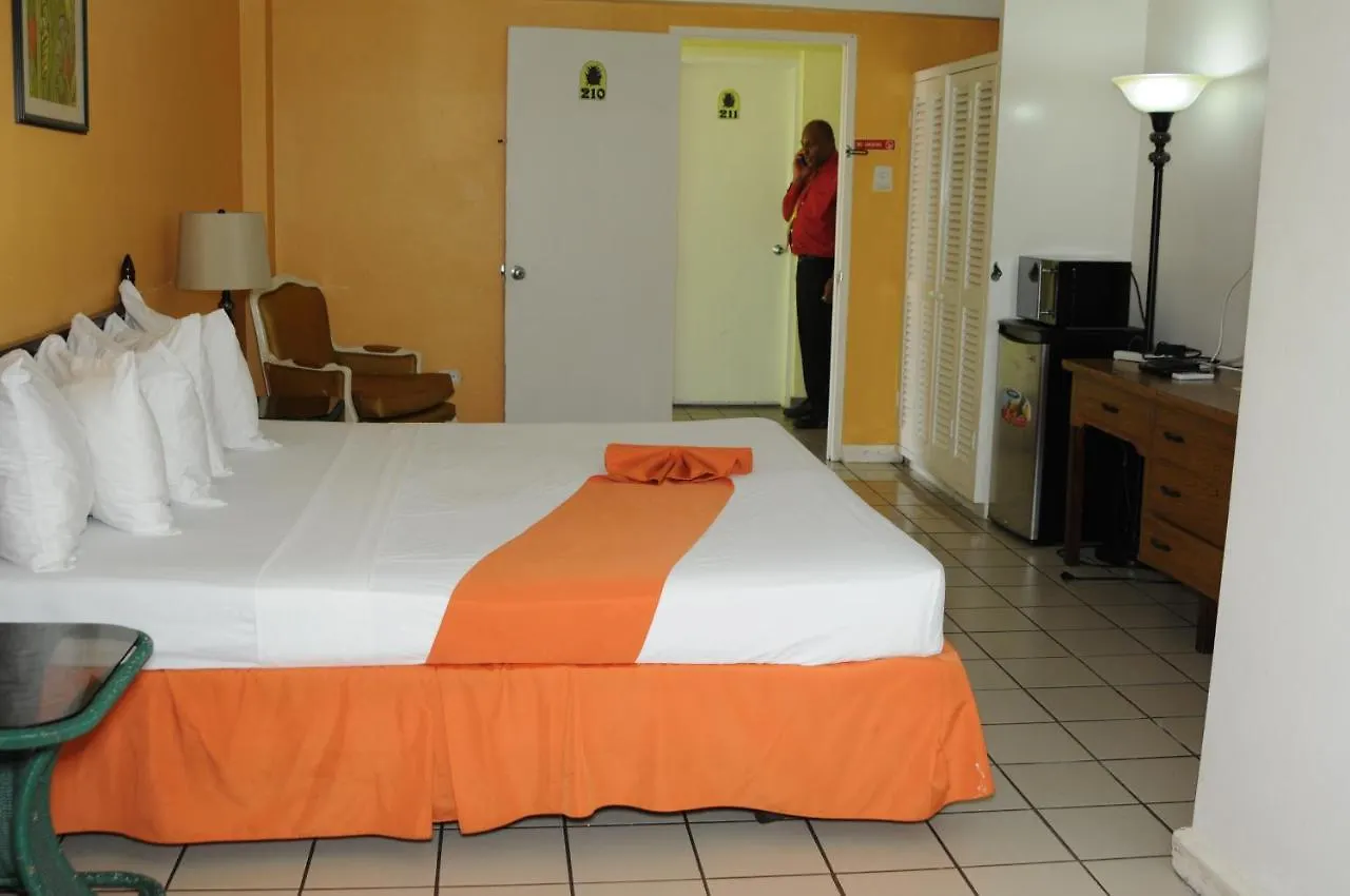 Pineapple Court Hotel Ocho Rios Jamaika