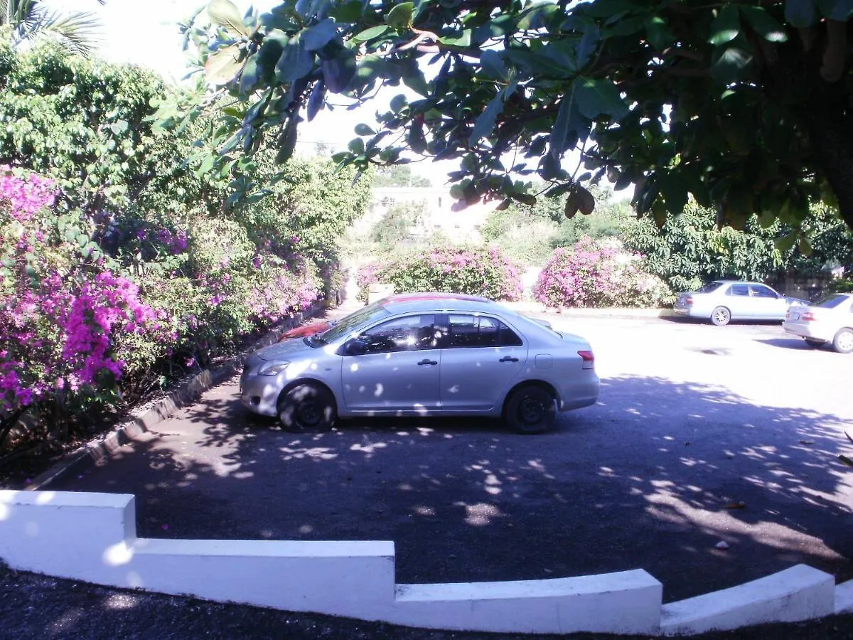 Pineapple Court Hotel Ocho Rios